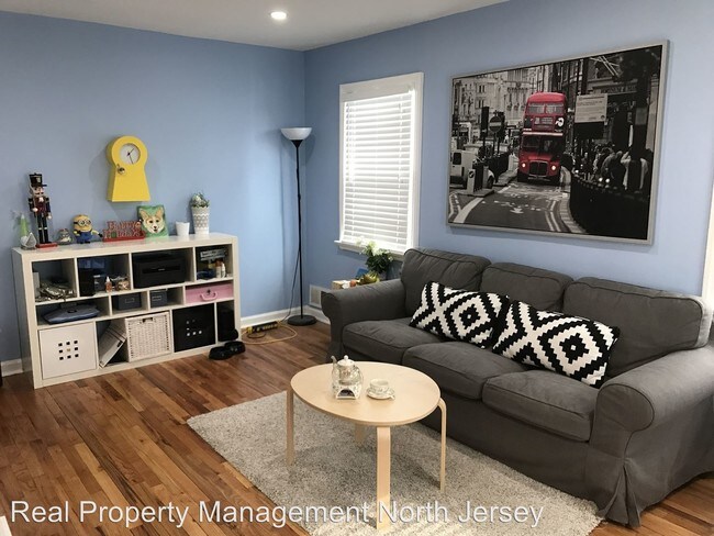 Building Photo - 50 Gillespie Rd