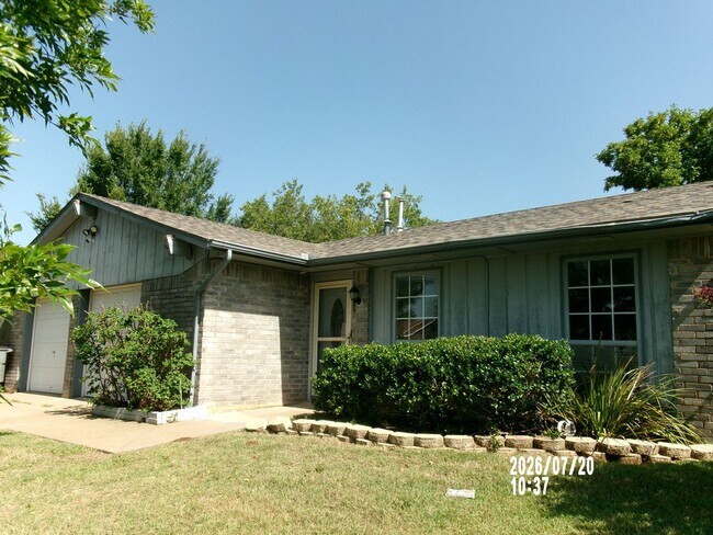Foto del edificio - This Home is a Must See Located In Terrace Hills