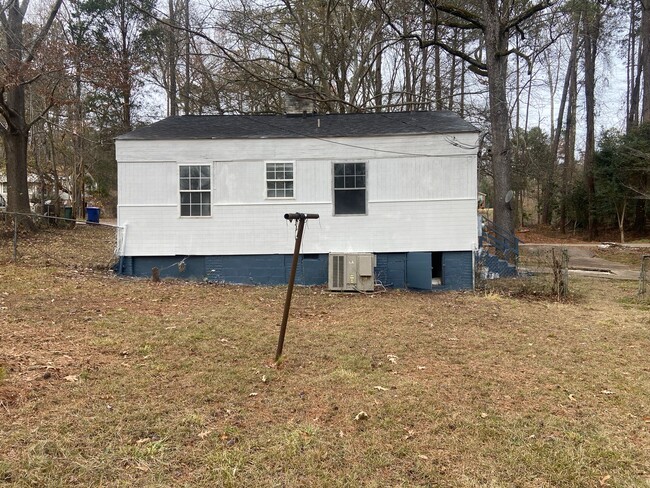 Building Photo - 2 bedroom home 5 mins from Downtown Columbia