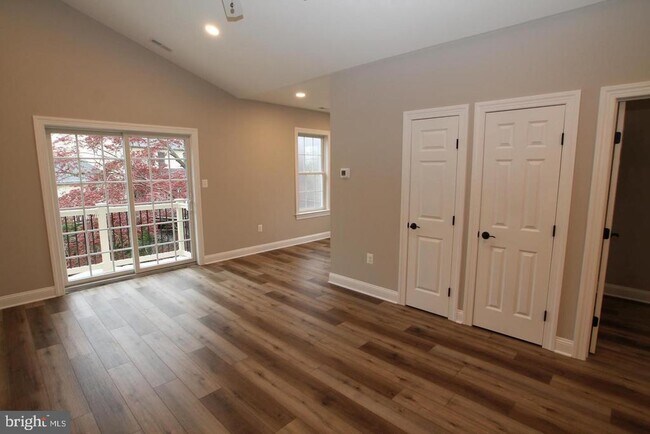 Foto del edificio - 301 Edgeboro Dr