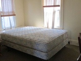 Foto del edificio - 32 Bronxville Rd