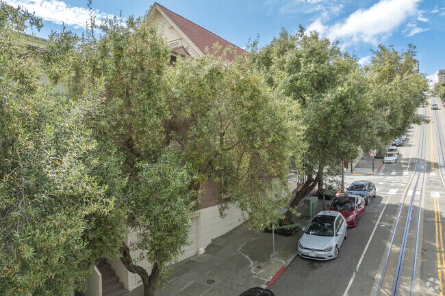 Alternate Exterior - 790-792 Bay St