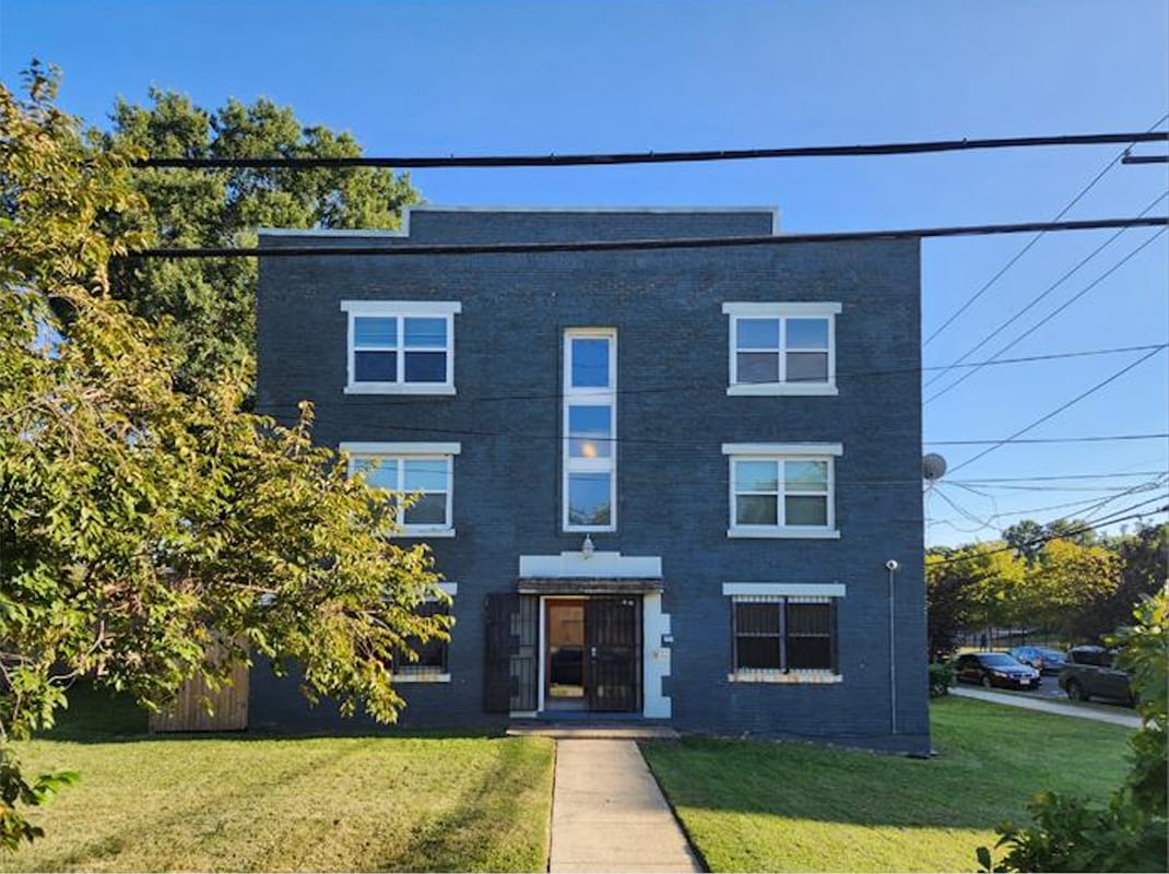 Primary Photo - 5501 Foote St NE