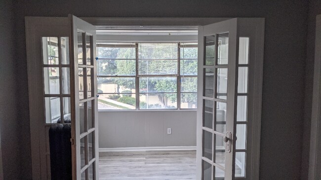 Foto del edificio - 127-129 E 46th St