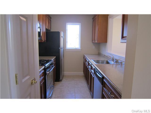 Primary Photo - 307 Tondo Cir