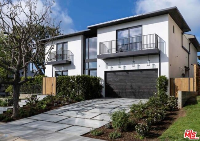 Foto del edificio - 3295 Mountain View Ave