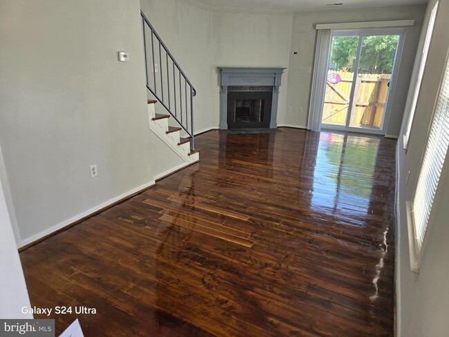 Foto del edificio - 13825 Cabernet Ct