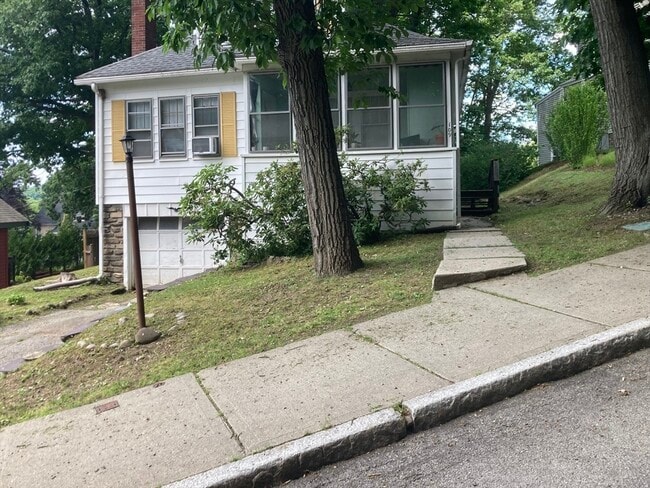 Foto del edificio - 109 Green Hill Pkwy