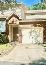 Building Photo - 2200 Hadleigh Hills Ct