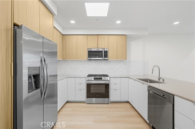 Building Photo - 12078 Guerin St