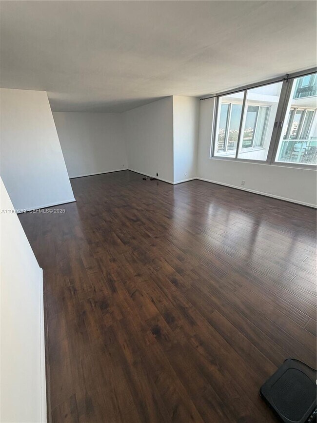 Foto del edificio - 1000 West Ave