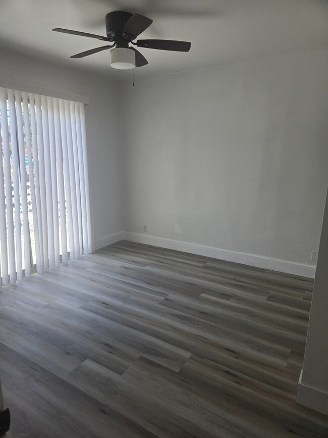 Building Photo - 6116 Melvin Ave