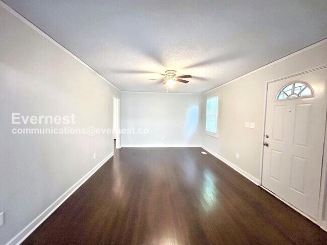 Foto del edificio - 2004 Bader Ave SW