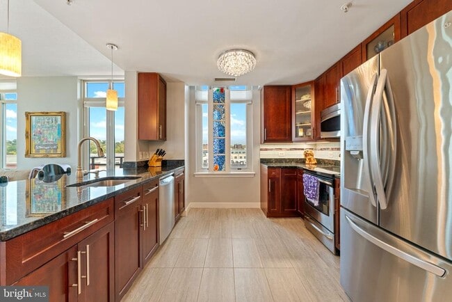 Foto del edificio - 155 Potomac Passage