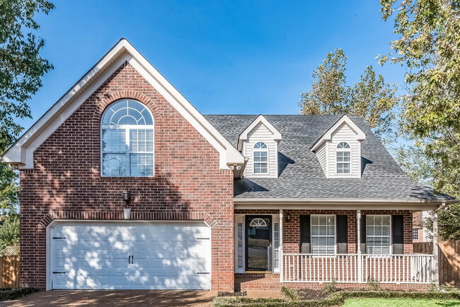 Building Photo - 1807 Meadowglen Cir
