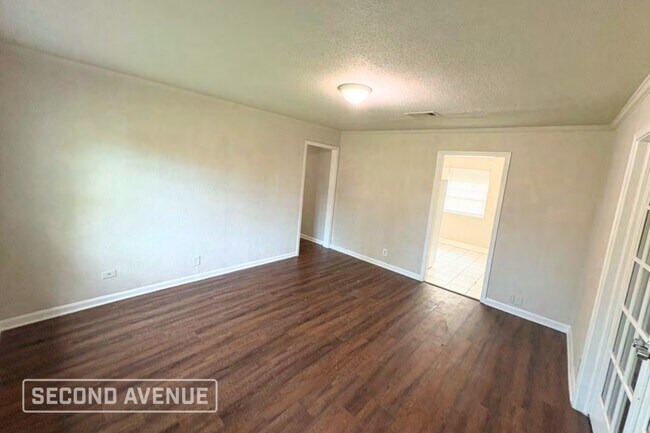 Foto del edificio - 10310 Buffum St