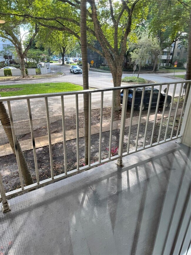 Foto del edificio - 1805 Sans Souci Blvd