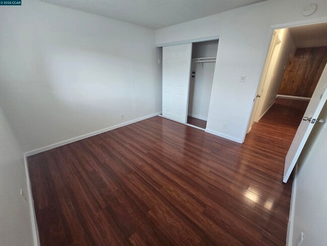 Foto del edificio - 2341 21st St