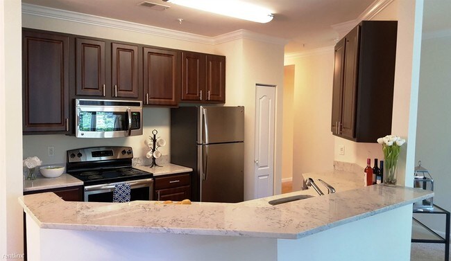 Building Photo - 1 Grande Isle Dr