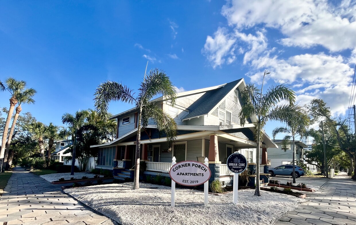 Primary Photo - Corner Porch Apartments