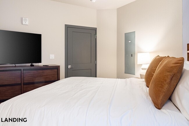 Foto del edificio - 415 E 2nd St S