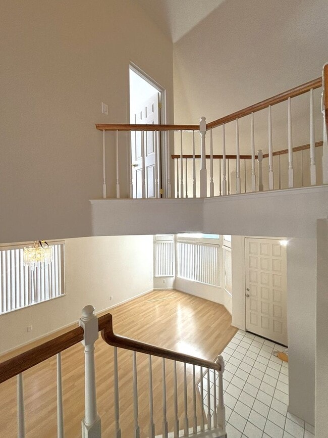 Building Photo - Charming 3 Bed / 2 Bath Fremont Home with ...