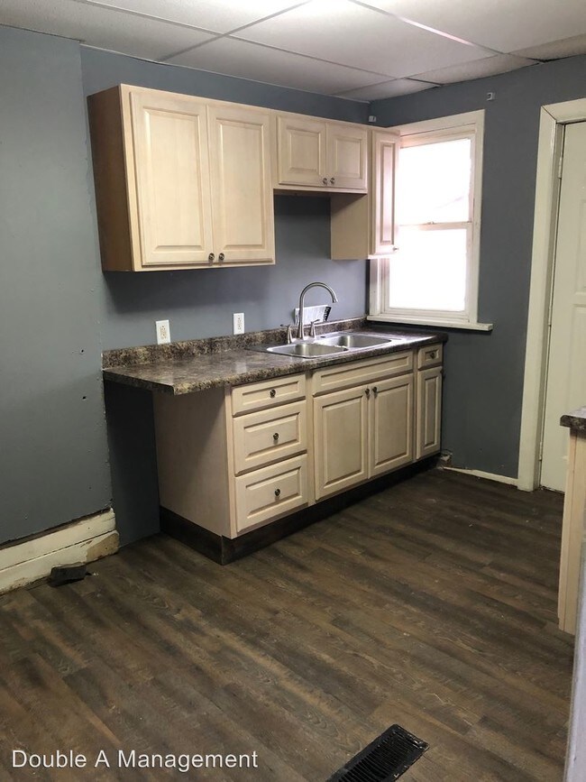 Building Photo - 4 br, 2 bath Apartment - 112-114 Argyle St