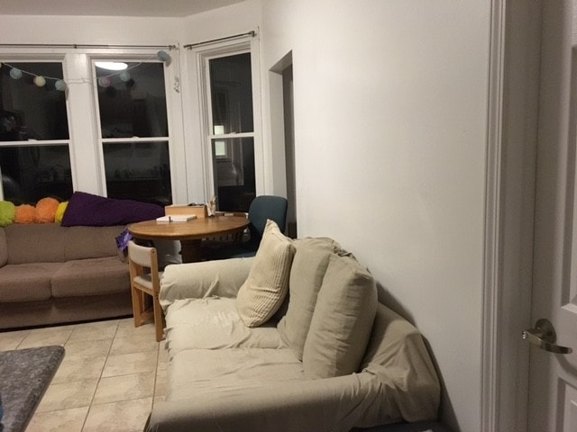 Zona de estar - 2547 Irving St