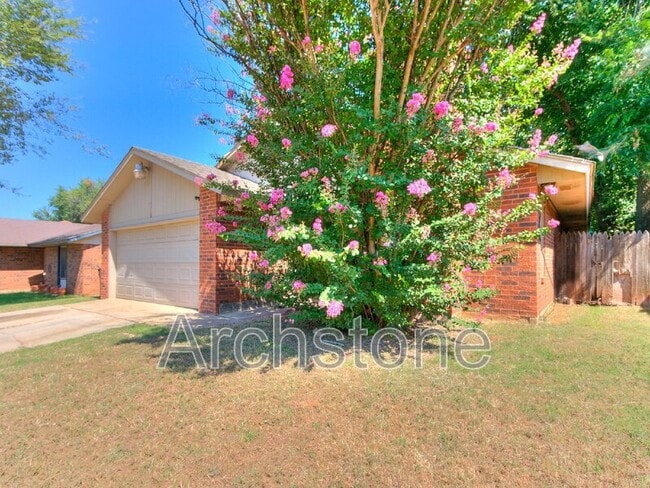 Photo - 5216 Coble St House