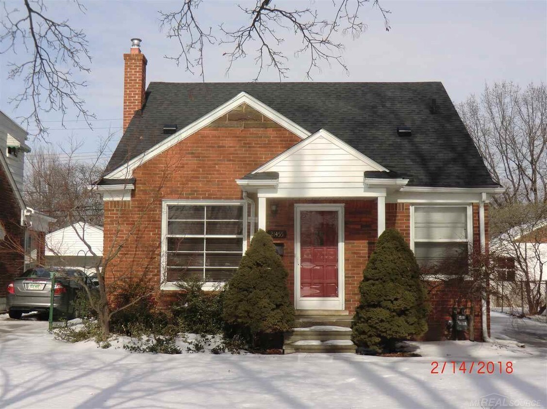 Foto principal - 21455 Bournemouth St