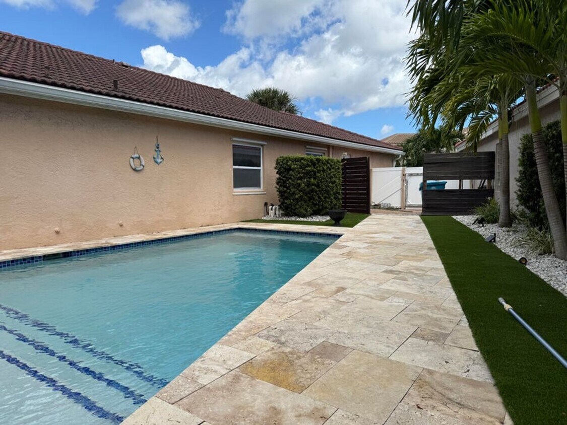 Foto principal - 8150 Mystic Harbor Cir