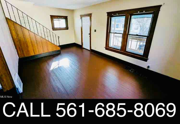 1085 Herberich Ave Akron, OH 44301 – photo 4