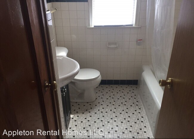 Foto del edificio - 3 br, 1 bath House - 4576 N 40th Street