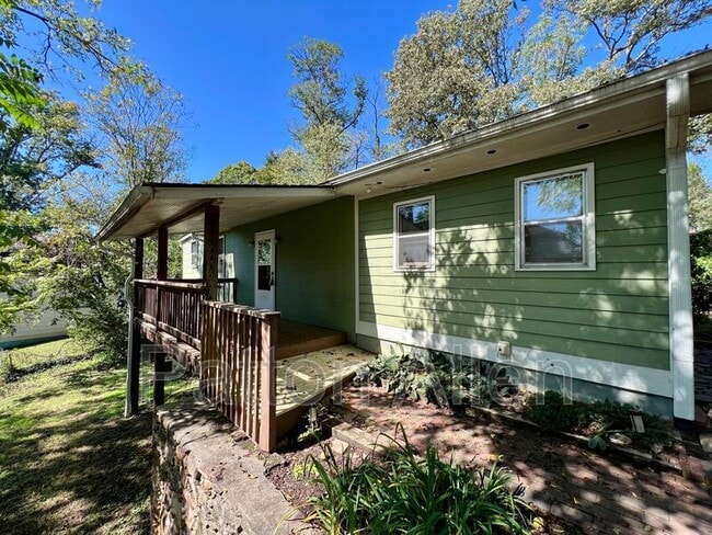 Foto del edificio - 5 Shady Cove Ln