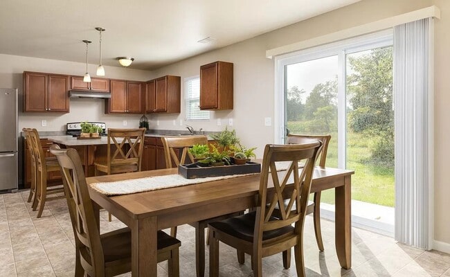 Building Photo - Home Available in March, plan ahead!