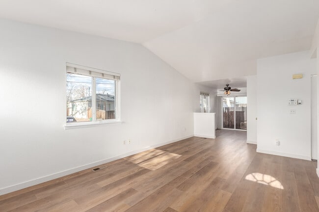 Photo - 3249 Madison St House