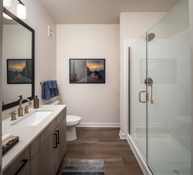 Building Photo - 2060 Bolton Dr NW