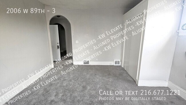 Building Photo - 2006 w 89th-3