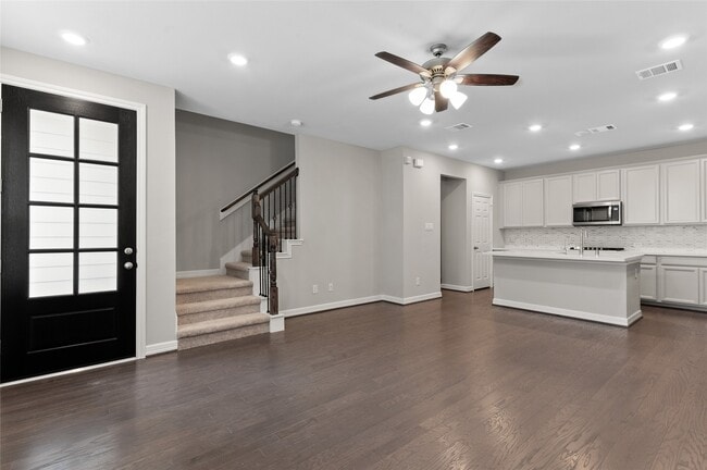 Foto del edificio - 9511 Towne Lake Pkwy