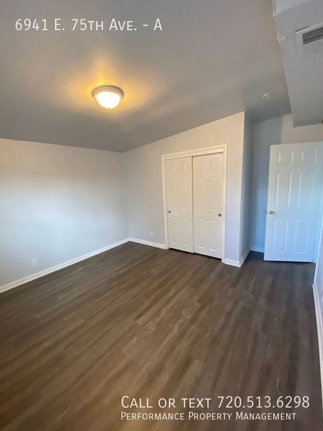 Foto del edificio - 6941 E 75th Ave