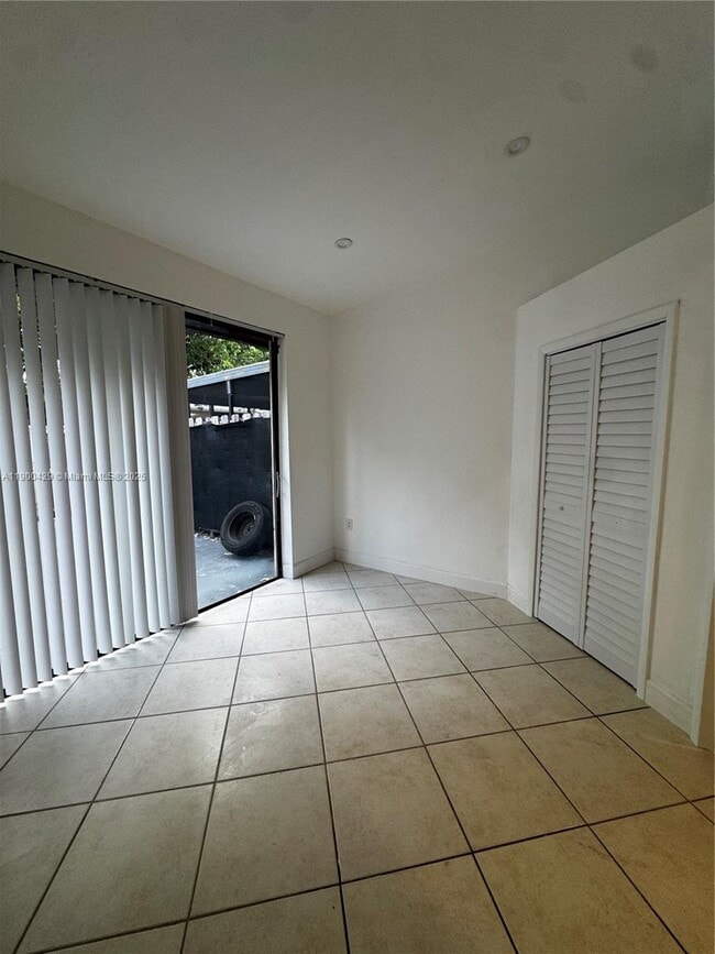 Building Photo - 6728 NW 188th Terrace
