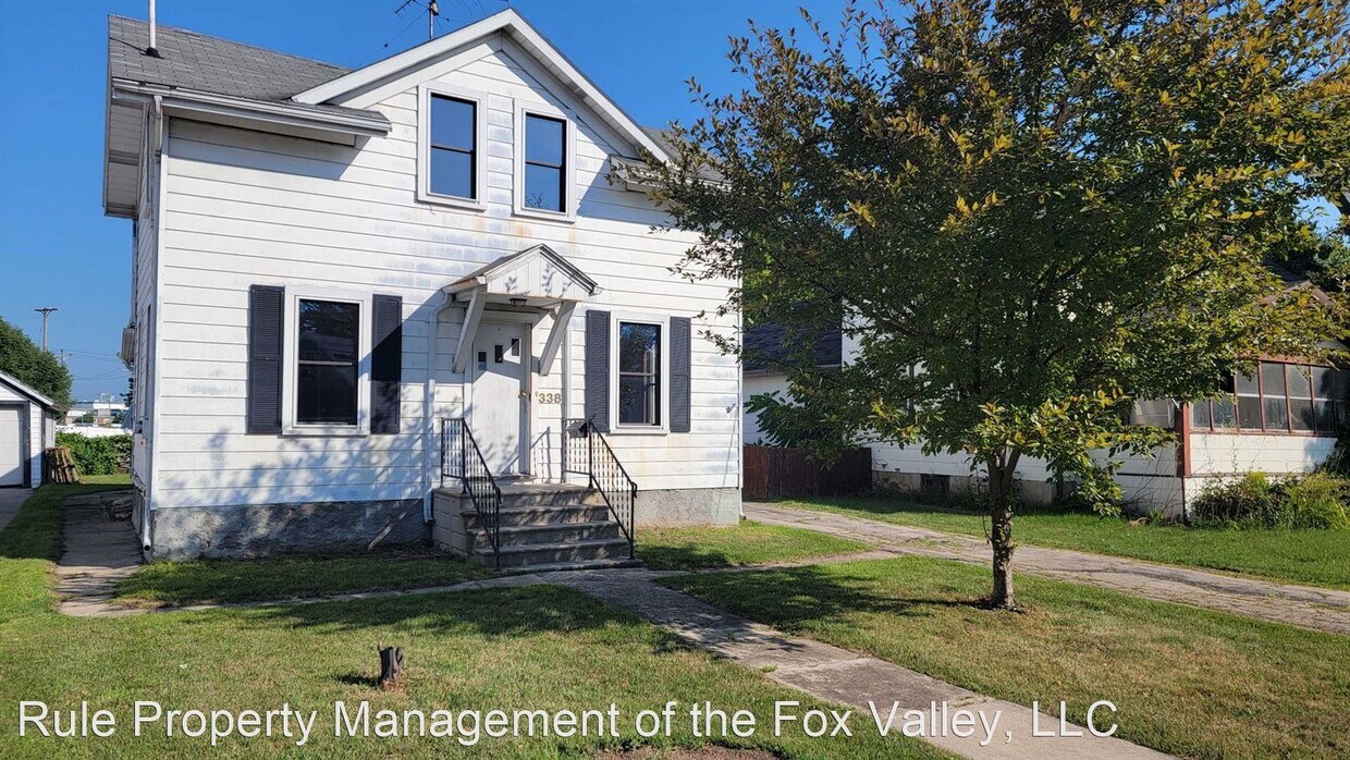 3 br, 1 bath House 338 Ahnaip Street House Rental in Menasha, WI