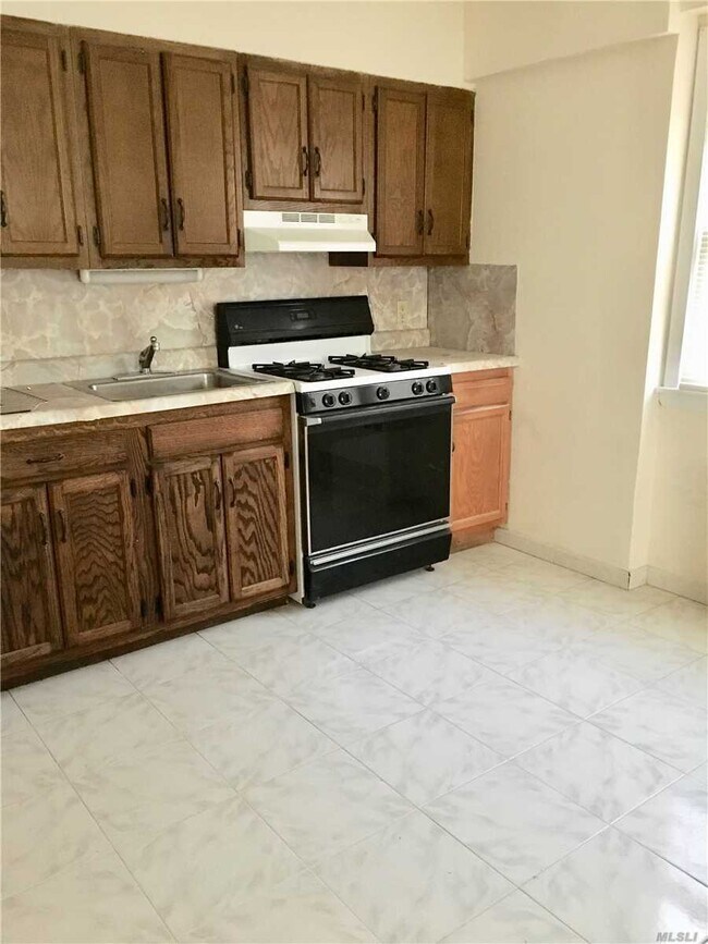 Foto del edificio - 154-73 21st Ave