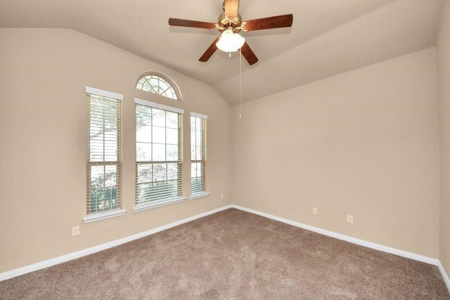 Foto del edificio - 3003 Emily Vista Ln