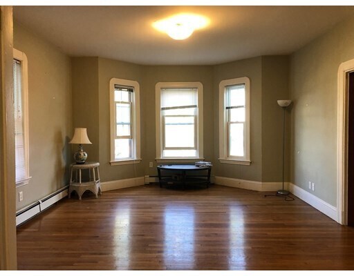 Building Photo - 27 Bayard St