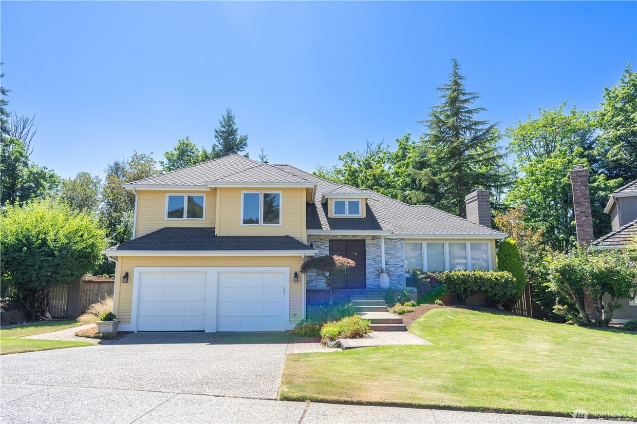 Primary Photo - 4B/2.5Ba Bellevue House