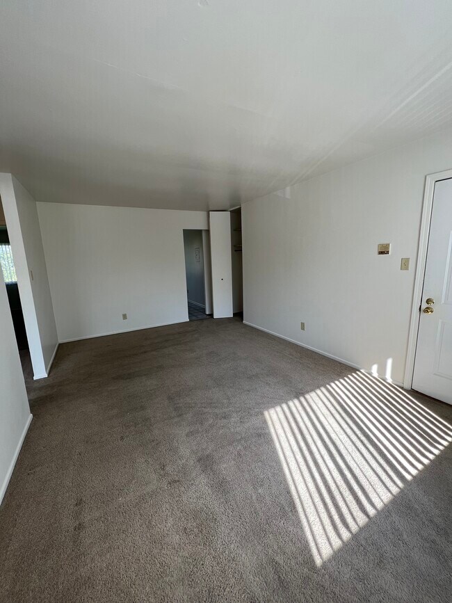 Building Photo - 8145 Mt Ct