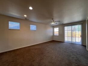 Building Photo - 1134 Mountain Rose Dr