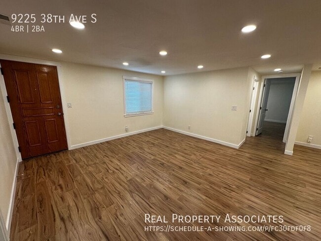 Foto del edificio - 9225 38th Ave. S