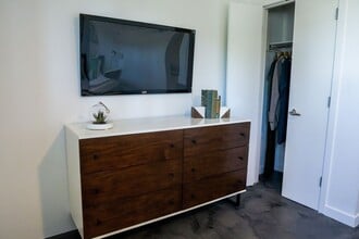 Interior Photo - 32 Arcadia